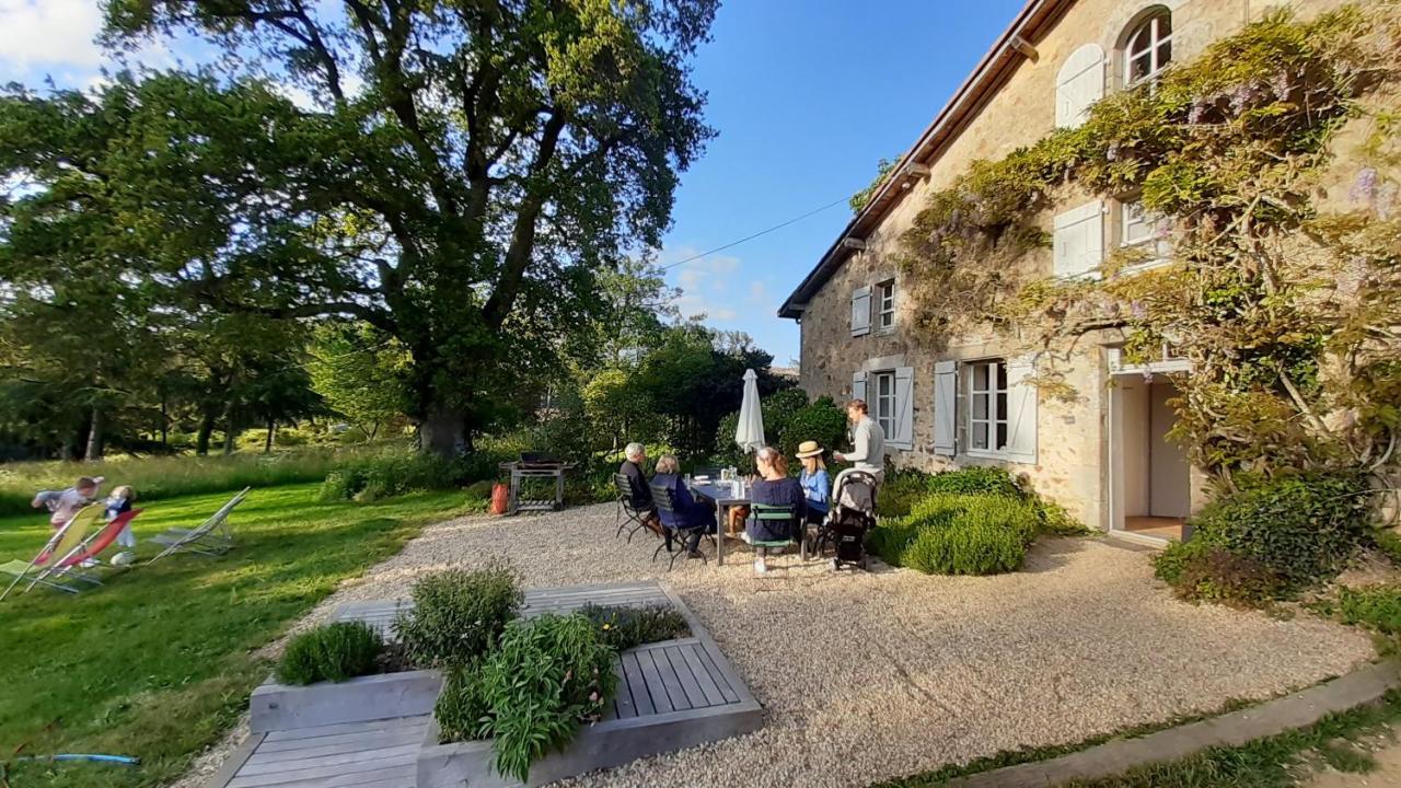 Вилла Domaine Des Roches Blanches Le Pin  Экстерьер фото